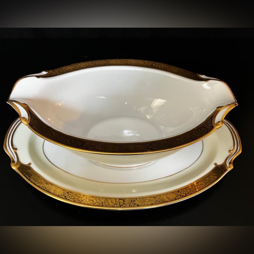 NORITAKE CHINA Goldkin 4985 Gravy Boat w/ Attached Underplate Made in Japan 🇯🇵